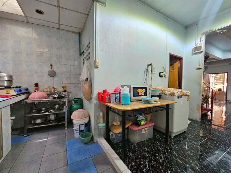 แอร์วิลล่า ลำลูกกาคลอง 3, Pathum Thani, ถนนลำลูกกา, Khu Khot, Lam Luk Ka, Pathum Thani, 2 Bedrooms, 100 sqm, Townhouse For Sale, by คุณ ณัจภสิญาค์ ศุภควัษฐ์กาญกุล (ณิชชา), 500247252 - DDproperty.com