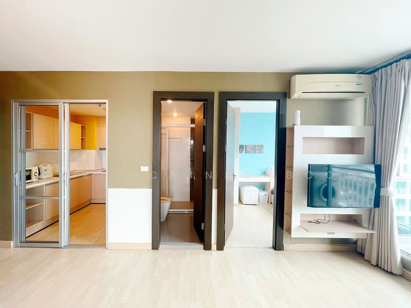 Rhythm Ratchada, Bangkok, 558 Ratchadaphisek Road, Samsen Nok, Huai Khwang, Bangkok, 2 Bedrooms, 72 sqm, Condo For Rent, by Tarit Chinsomboon, 500247256 - DDproperty.com