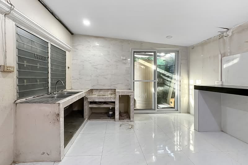 Moobaan Cho Rung Rueang 6, Nonthaburi, Bang Kruai - Sai Noi Road, Bang Rak Pattana, Bang Bua Thong, Nonthaburi, 4 Bedrooms, 180 sqm, Single Detached House For Sale, by NTBHOME, 500247257 - DDproperty.com