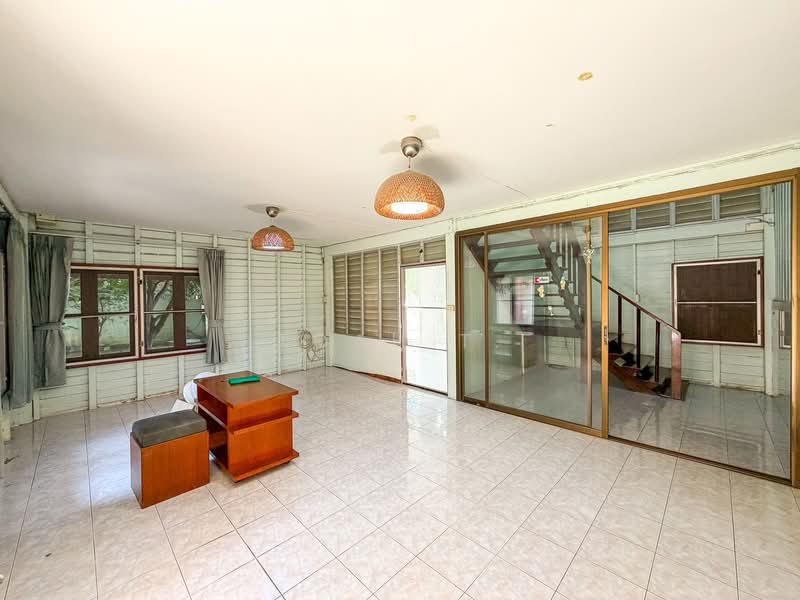 อาคารให้เช่า เอกมัย ทองหล่อ สุขุมวิท : Buildings for rent in Ekkamai, Thonglor, Sukhumvit., Bangkok, Khlong Tan Nua, Watthana, Bangkok, , 200 sqm, Shophouse For Rent, by TOAH T., 500247263 - DDproperty.com