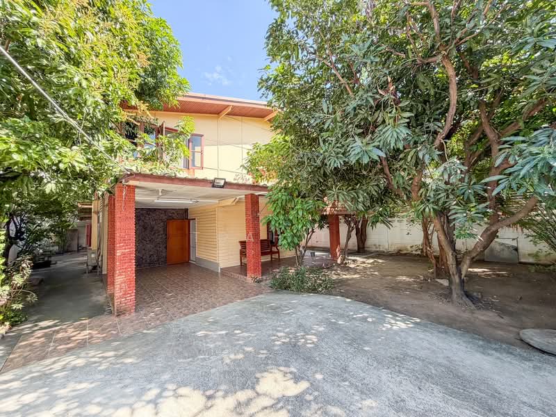 อาคารให้เช่า เอกมัย ทองหล่อ สุขุมวิท : Buildings for rent in Ekkamai, Thonglor, Sukhumvit., Bangkok, Khlong Tan Nua, Watthana, Bangkok, , 200 sqm, Shophouse For Rent, by TOAH T., 500247263 - DDproperty.com