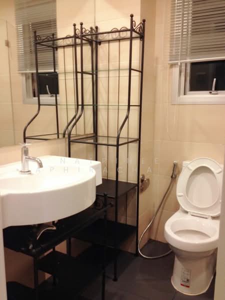 Centric Sathorn-St Louis : เซ็นทริค สาทร-เซนต์หลุยส์, กรุงเทพ, ถนนสาทร ซอย 11, ยานนาวา, สาทร, กรุงเทพ, 60 ตร.ม., คอนโด ให้เช่า, โดย Natrinee Aphirachatanon, 500247270 - DDproperty.com