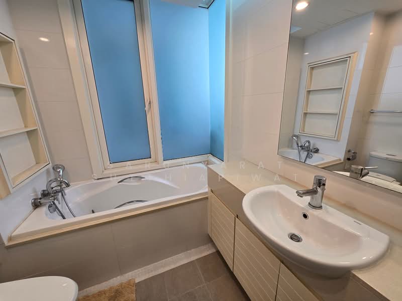 Siri Residence, Bangkok, 21 Soi Sukhumvit 24, Khong Tan, Khlong Toei, Bangkok, 1 Bedroom, 60 sqm, Condo For Rent, by Sarunyarat Sutthiapiwat, 500247275 - DDproperty.com