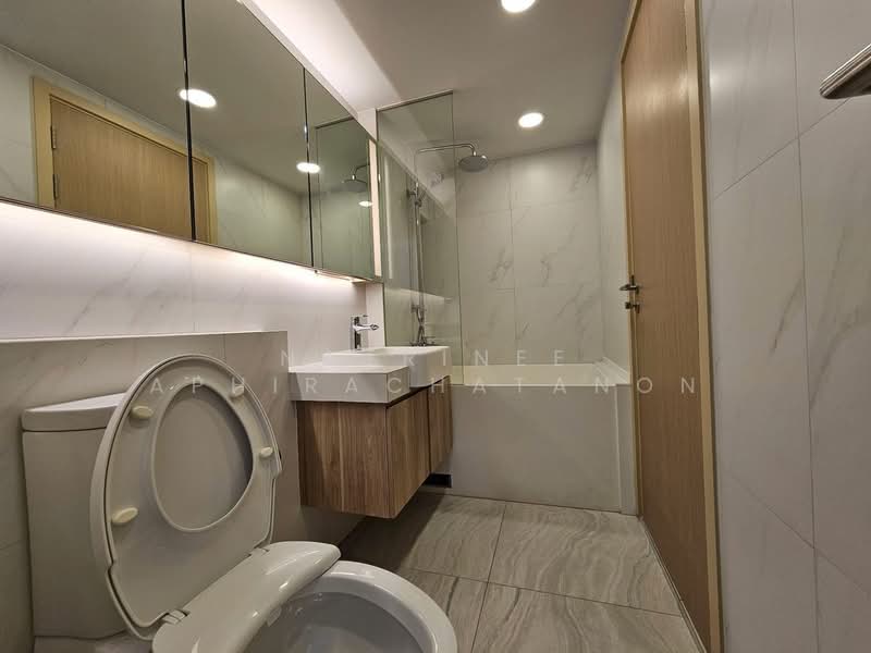 Walden Asoke, Bangkok, 120 12 Sukhumvit Road, Khlongtoei Nua, Watthana, Bangkok, 1 Bedroom, 34 sqm, Condo For Rent, by Natrinee Aphirachatanon, 500247300 - DDproperty.com