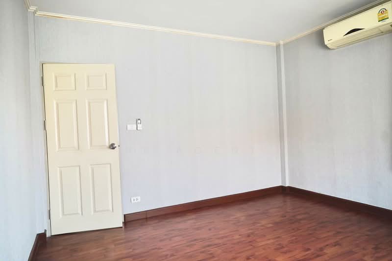 Supalai Ville Laksi – Don Muang, Bangkok, Chang Akat Uthit Road, Sanam Bin, Don Mueang, Bangkok, 3 Bedrooms, 213 sqm, Single Detached House For Sale, by NR AGENT, 500247308 - DDproperty.com