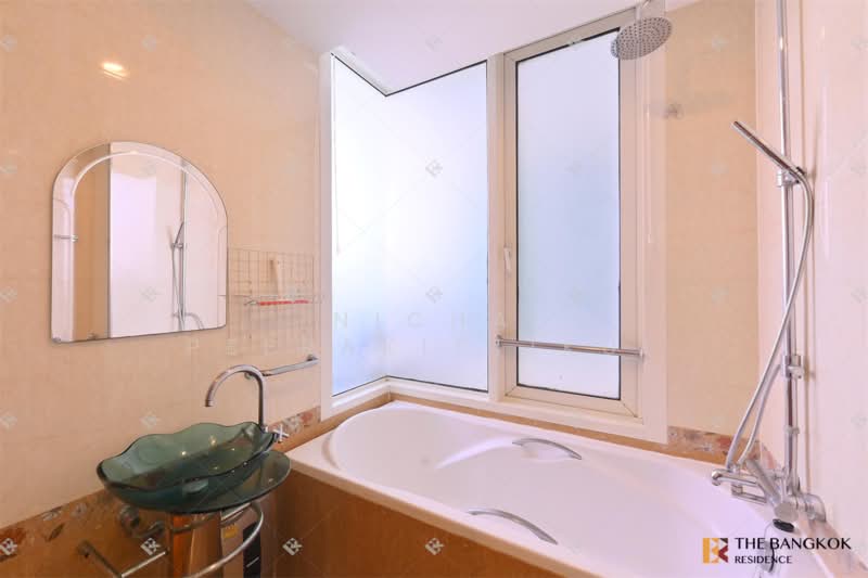 Siri Residence, Bangkok, 21 Soi Sukhumvit 24, Khong Tan, Khlong Toei, Bangkok, 1 Bedroom, 60 sqm, Condo For Rent, by Nicha Peerakittikul, 500247310 - DDproperty.com