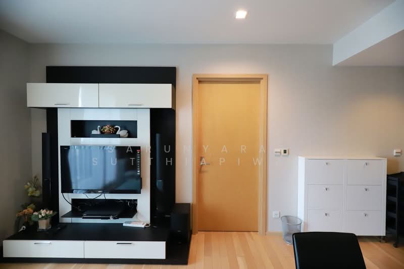 Siri At Sukhumvit, Bangkok, 902 Sukhumvit Road, Phra Kanong, Khlong Toei, Bangkok, 1 Bedroom, 52 sqm, Condo For Rent, by Sarunyarat Sutthiapiwat, 500247317 - DDproperty.com