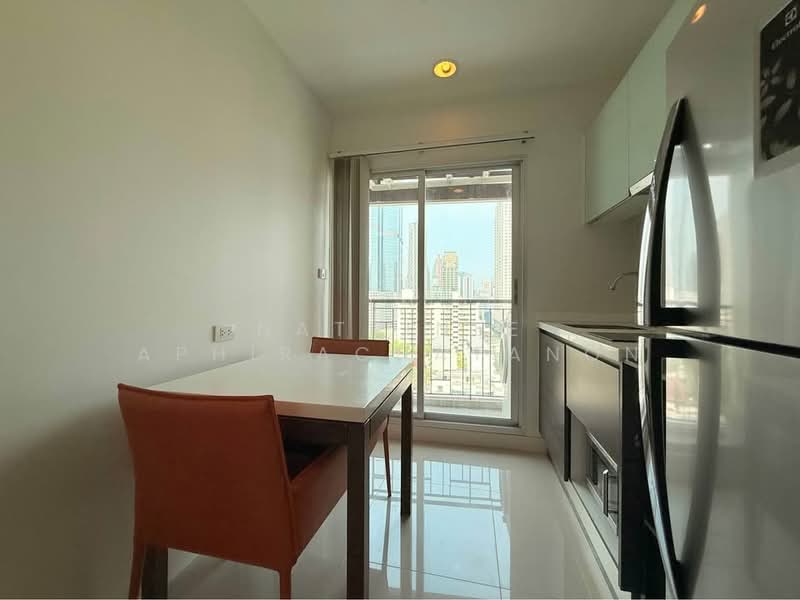 Centric Sathorn-St Louis, Bangkok, Sathorn Nua Road, Yan Nawa, Sathon, Bangkok, 1 Bedroom, 35 sqm, Condo For Rent, by Natrinee Aphirachatanon, 500247338 - DDproperty.com