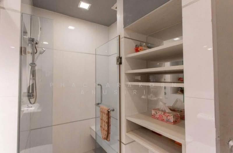 Thru Thonglor, Bangkok, Petchaburi Road, Bang Kapi, Huai Khwang, Bangkok, 1 Bedroom, 36 sqm, Condo For Rent, by Phacharakorn Anusiri, 500247373 - DDproperty.com