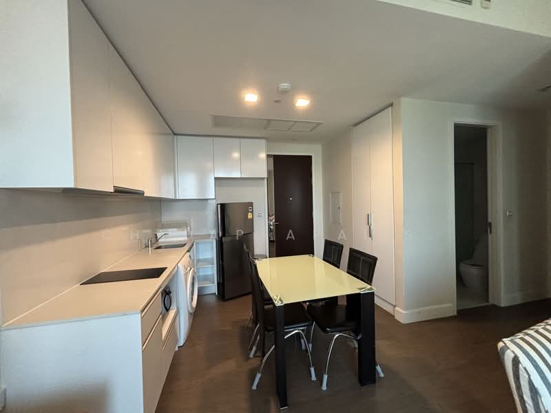 Equinox Phahol Vibha, Bangkok, 345 Paholyothin Road, Jom Phon, Chatuchak, Bangkok, 2 Bedrooms, 63 sqm, Condo For Rent, by Chadaprapai S., 500247391 - DDproperty.com