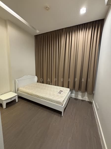 Equinox Phahol Vibha, Bangkok, 345 Paholyothin Road, Jom Phon, Chatuchak, Bangkok, 2 Bedrooms, 63 sqm, Condo For Rent, by Chadaprapai S., 500247391 - DDproperty.com