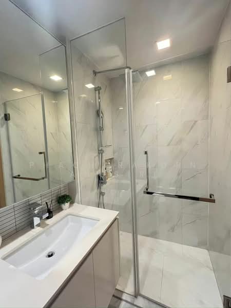 Hyde Sukhumvit 11, Bangkok, 11 Soi Sukhumvit 11, Khlongtoei Nua, Watthana, Bangkok, 2 Bedrooms, 60 sqm, Condo For Rent, by Phacharakorn Anusiri, 500247425 - DDproperty.com