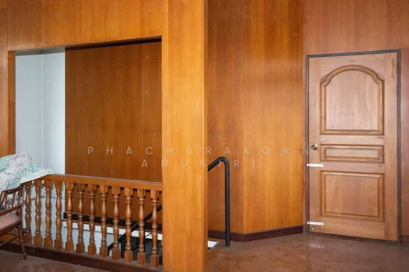 ขาย - บ้าน 2-ห้องนอน, กรุงเทพ