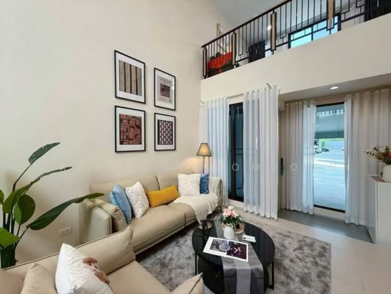 Estara Haven Pattanakan 20, Bangkok, Phatthanakan 20, Phatthanakan Road, Suan Luang, Suan Luang, Bangkok, 3 Bedrooms, 200 sqm, Townhouse For Sale, by Tarit Chinsomboon, 500247463 - DDproperty.com