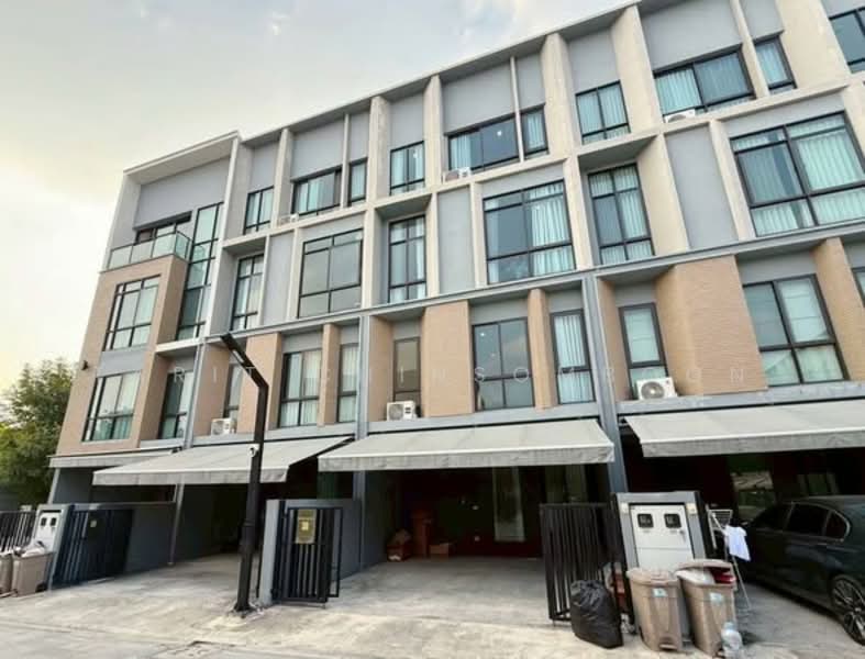 Estara Haven Pattanakan 20, Bangkok, Phatthanakan 20, Phatthanakan Road, Suan Luang, Suan Luang, Bangkok, 3 Bedrooms, 200 sqm, Townhouse For Sale, by Tarit Chinsomboon, 500247463 - DDproperty.com