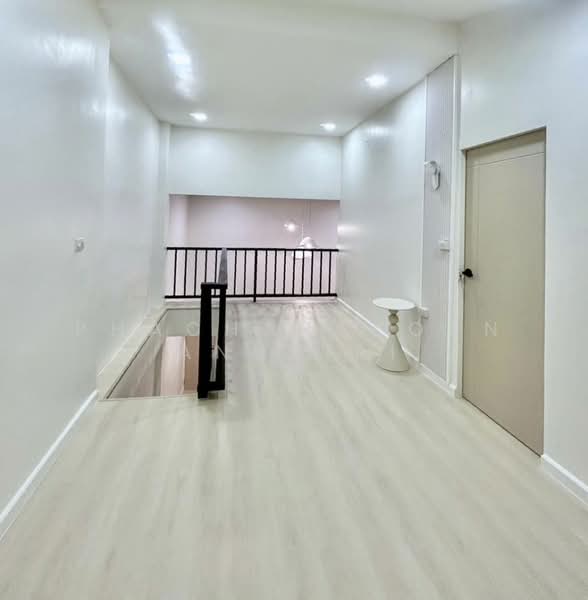 Eastwood Park, Bangkok, On Nut 36 Alley, Suan Luang, Suan Luang, Bangkok, 2 Bedrooms, 100 sqm, Condo For Sale, by Phacharakorn Anusiri, 500247465 - DDproperty.com