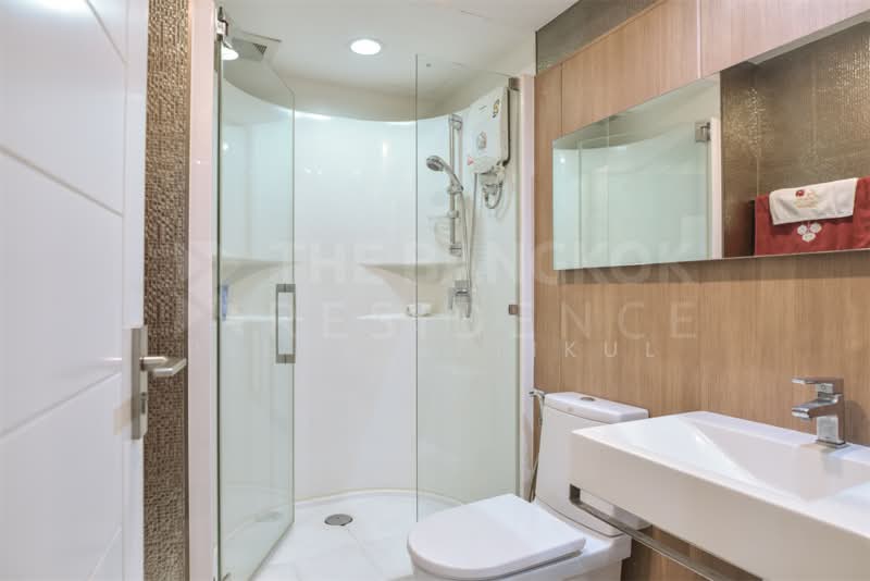 The Bangkok Sathorn-Taksin, Bangkok, Krung Thonburi, Bang Lam Phu Lang, Khlong San, Bangkok, 2 Bedrooms, 72 sqm, Condo For Rent, by Nicha Peerakittikul, 500247475 - DDproperty.com