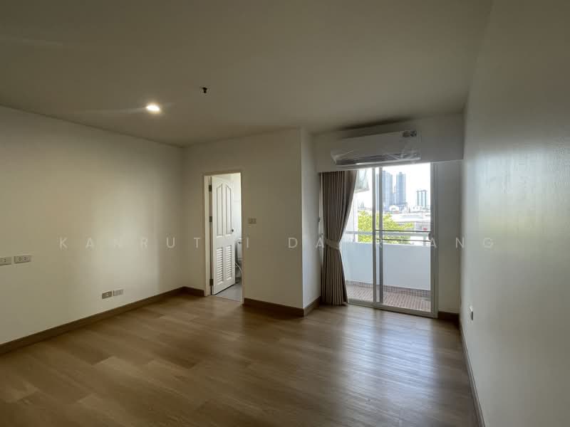 The Executive Regent, Bangkok, 2264/3 Nanglinchee Road, Chong Nonsi, Yan Nawa, Bangkok, 1 Bedroom, 69 sqm, Condo For Sale, by Kanrutai Dawruang, 500247477 - DDproperty.com