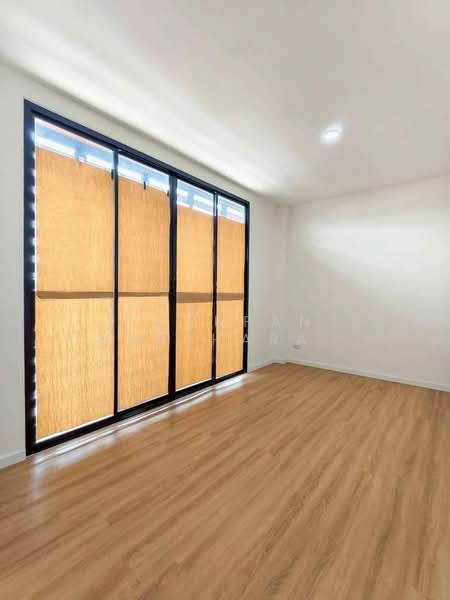 3-BR Townhouse, Bangkok, Talat Bang Khen, Lak Si, Bangkok, 3 Bedrooms, 174 sqm, Townhouse For Sale, by Pornpan Chantharakasemchai, 500247487 - DDproperty.com