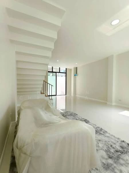 3-BR Townhouse, Bangkok, Talat Bang Khen, Lak Si, Bangkok, 3 Bedrooms, 174 sqm, Townhouse For Sale, by Pornpan Chantharakasemchai, 500247487 - DDproperty.com