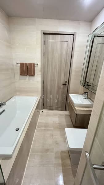 The XXXIX By Sansiri, Bangkok, 300 Soi Sukhumvit 39, Khlong Tan Nua, Watthana, Bangkok, 1 Bedroom, 54 sqm, Condo For Rent, by Tarit Chinsomboon, 500247493 - DDproperty.com