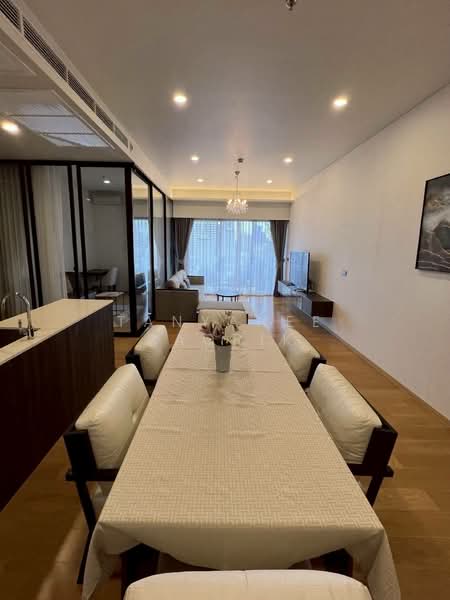 Siamese Exclusive Sukhumvit 31, Bangkok, 75 Soi Sukhumvit 31, Khlong Tan Nua, Watthana, Bangkok, 3 Bedrooms, 120 sqm, Condo For Rent, by Tanyanee Paorik, 500247496 - DDproperty.com