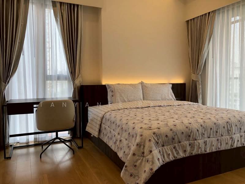 Siamese Exclusive Sukhumvit 31, Bangkok, 75 Soi Sukhumvit 31, Khlong Tan Nua, Watthana, Bangkok, 3 Bedrooms, 120 sqm, Condo For Rent, by Tanyanee Paorik, 500247496 - DDproperty.com