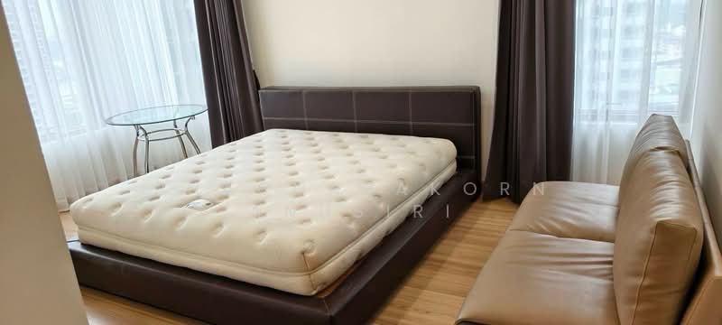 The Emporio Place, Bangkok, 93 Soi Sukhumvit 24, Sukhumvit Road, Khong Tan, Khlong Toei, Bangkok, 2 Bedrooms, 101 sqm, Condo For Rent, by Phacharakorn Anusiri, 500247507 - DDproperty.com