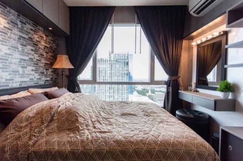 Thru Thonglor, Bangkok, Petchaburi Road, Bang Kapi, Huai Khwang, Bangkok, 1 Bedroom, 36 sqm, Condo For Sale, by Phacharakorn Anusiri, 500247513 - DDproperty.com