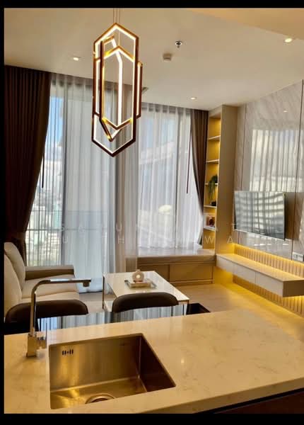 The Esse Asoke, Bangkok, 333 Soi Sukhumvit 21, Sukhumvit Road, Khlongtoei Nua, Watthana, Bangkok, 1 Bedroom, 47 sqm, Condo For Rent, by Sarunyarat Sutthiapiwat, 500247514 - DDproperty.com