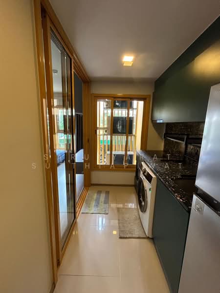 The Base Sukhumvit 50, Bangkok, Soi Roem Charoen 1, Sukhumvit 50 Road, Phra Kanong, Khlong Toei, Bangkok, 1 Bedroom, 42 sqm, Condo For Sale, by Sarunyarat Sutthiapiwat, 500247520 - DDproperty.com