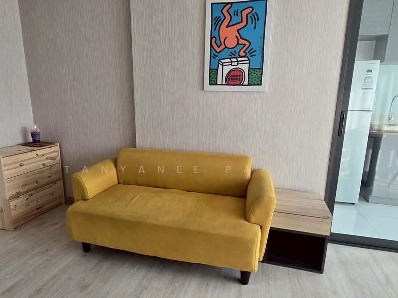 Rhythm Sukhumvit 36-38, Bangkok, 55 Soi Sukhumvit 36, Sukhumvit Road, Phra Kanong, Khlong Toei, Bangkok, 1 Bedroom, 33 sqm, Condo For Rent, by Tanyanee Paorik, 500247527 - DDproperty.com