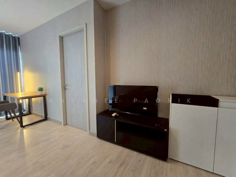 Rhythm Sukhumvit 36-38, Bangkok, 55 Soi Sukhumvit 36, Sukhumvit Road, Phra Kanong, Khlong Toei, Bangkok, 1 Bedroom, 33 sqm, Condo For Rent, by Tanyanee Paorik, 500247527 - DDproperty.com