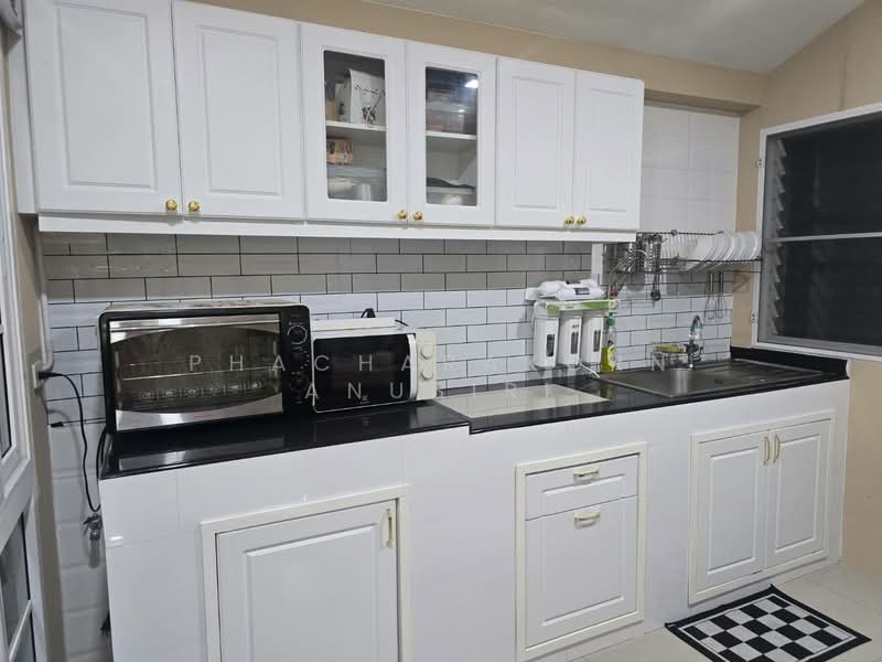 Golden Neo Bangkhae, Bangkok, 345 005/1 Soi Kanchanaphisek, Lak Song, Bang Khae, Bangkok, 4 Bedrooms, 136 sqm, Townhouse For Sale, by Phacharakorn Anusiri, 500247533 - DDproperty.com