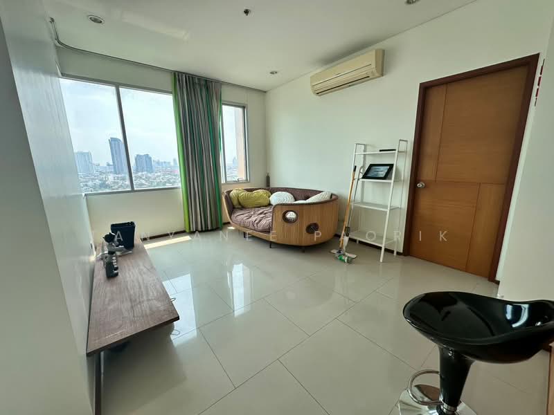 Villa Sathorn : วิลล่า สาทร, กรุงเทพ, 5 ถนนกรุงธนบุรี, คลองต้นไทร, คลองสาน, กรุงเทพ, 60 ตร.ม., คอนโด ให้เช่า, โดย Tanyanee Paorik, 500247538 - DDproperty.com