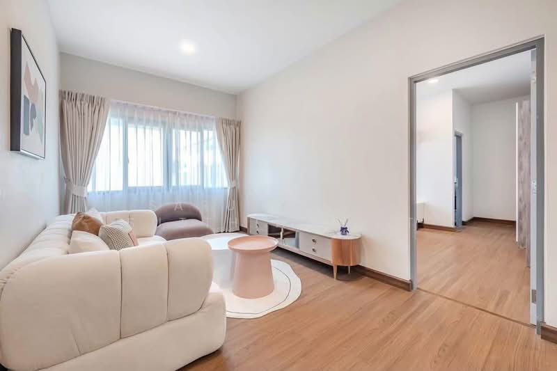 undefined, Bangkok, Hua Mak, Bang Kapi, Bangkok, 4 Bedrooms, 280 sqm, Single Detached House For Rent, by Sarunyarat Sutthiapiwat, 500247544 - DDproperty.com