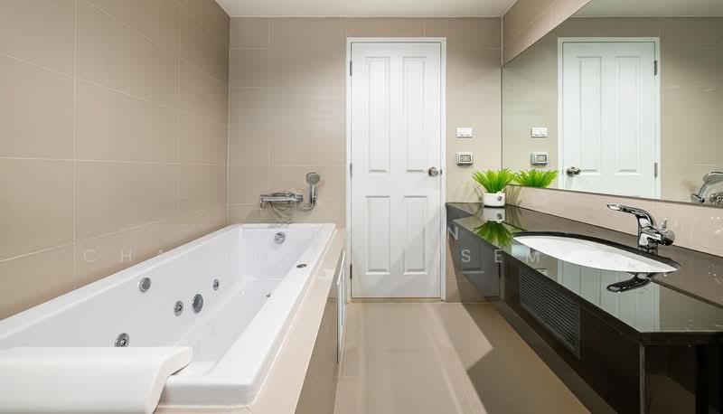 Belle Grand Rama 9, Bangkok, 131 Rama 9 Road, Huai Khwang, Huai Khwang, Bangkok, 3 Bedrooms, 108 sqm, Condo For Sale, by Pornpan Chantharakasemchai, 500247560 - DDproperty.com