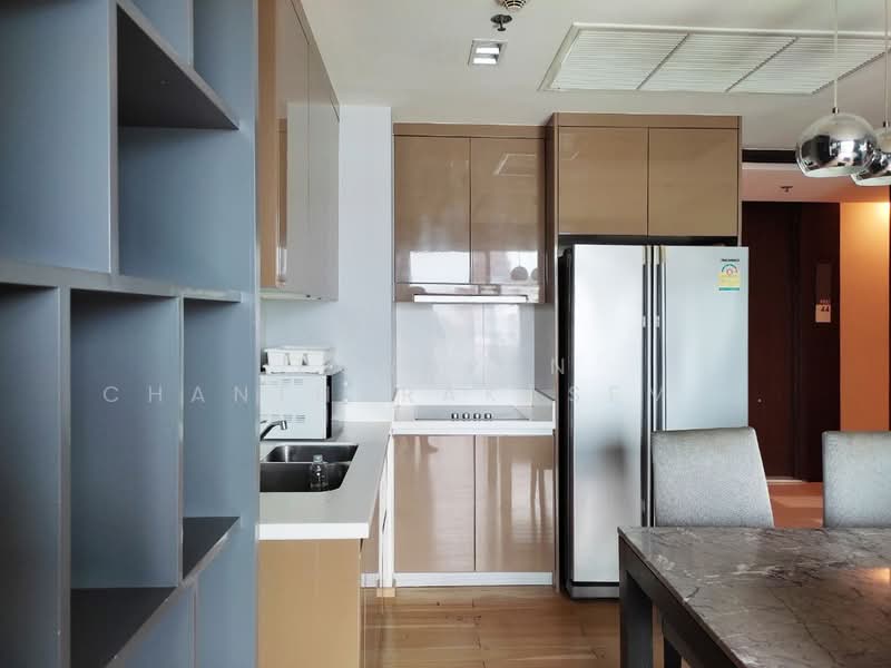 Siri At Sukhumvit, Bangkok, 902 Sukhumvit Road, Phra Kanong, Khlong Toei, Bangkok, 2 Bedrooms, 70 sqm, Condo For Rent, by Pornpan Chantharakasemchai, 500247591 - DDproperty.com
