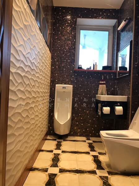 5-BR House, Bangkok, Lam Pla Tiew, Lat Krabang, Bangkok, 5 Bedrooms, 756 sqm, Single Detached House For Sale, by Pornpan Chantharakasemchai, 500247602 - DDproperty.com