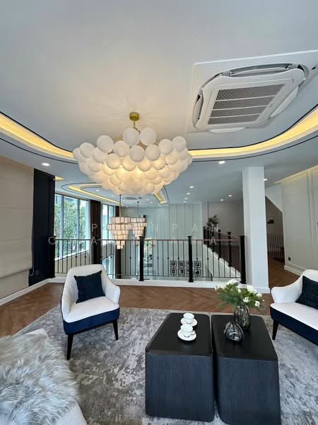 Vavila Sukhumvit 77, Bangkok, Lat Krabang Road, Lat Krabang, Lat Krabang, Bangkok, 4 Bedrooms, 557 sqm, Single Detached House For Sale, by Pornpan Chantharakasemchai, 500247610 - DDproperty.com