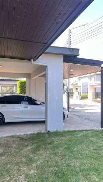 Chaiyaphruek Ramindra Expressway-Chatuchot, Bangkok, Kanchanapisek Road, Sam Wa Tawan Tok, Khlong Sam Wa, Bangkok, 3 Bedrooms, 158 sqm, Single Detached House For Rent, by Pornpan Chantharakasemchai, 500247614 - DDproperty.com