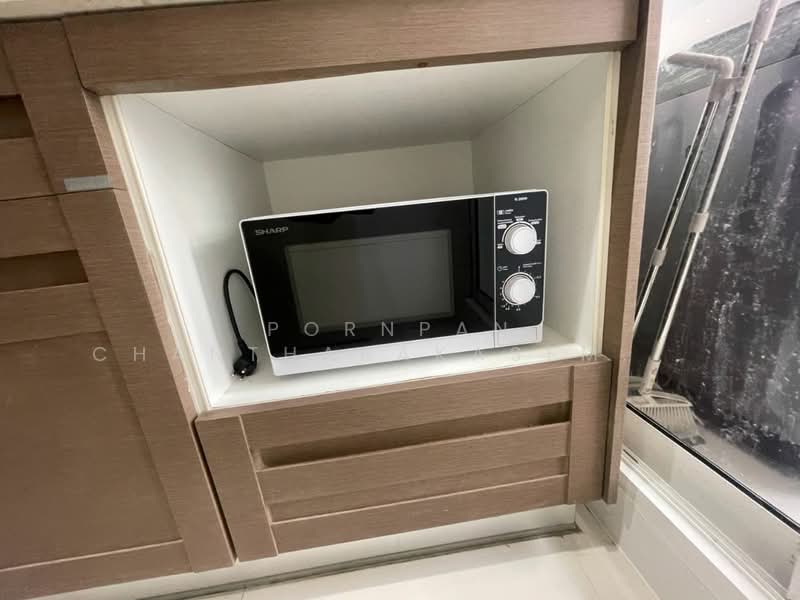 Ivy Sathorn 10 : ไอวี่ สาทร 10, กรุงเทพ, 88 ซอยสาทร 12 ถนนสาทร, สีลม, บางรัก, กรุงเทพ, 32 ตร.ม., คอนโด ให้เช่า, โดย Pornpan Chantharakasemchai, 500247620 - DDproperty.com