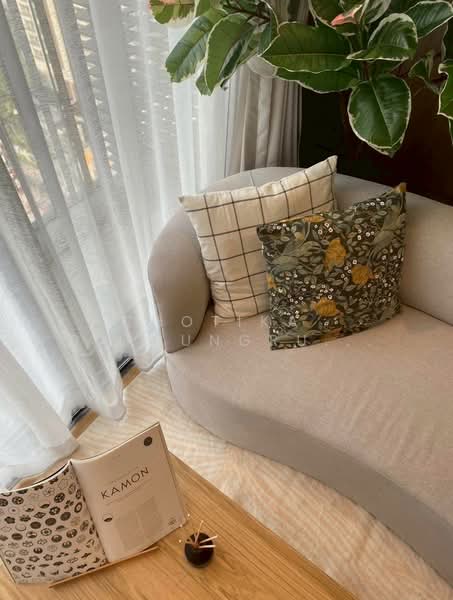 28 Chidlom, Bangkok, 28 Chit Lom Alley, Lumphini, Pathum Wan, Bangkok, 1 Bedroom, 40 sqm, Condo For Rent, by Chotika   Rakrungrueang, 500247625 - DDproperty.com