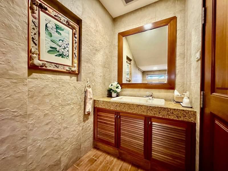 5-BR House, Bangkok, Si Khan, Don Mueang, Bangkok, 5 Bedrooms, 1,000 sqm, Single Detached House For Sale, by Samerjai Lertnapakriengkai, 500247638 - DDproperty.com