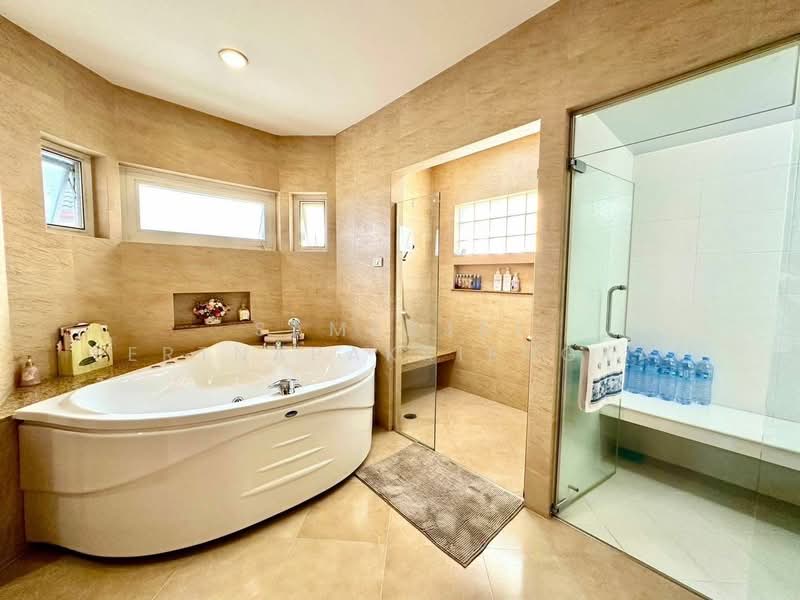 5-BR House, Bangkok, Si Khan, Don Mueang, Bangkok, 5 Bedrooms, 1,000 sqm, Single Detached House For Sale, by Samerjai Lertnapakriengkai, 500247638 - DDproperty.com