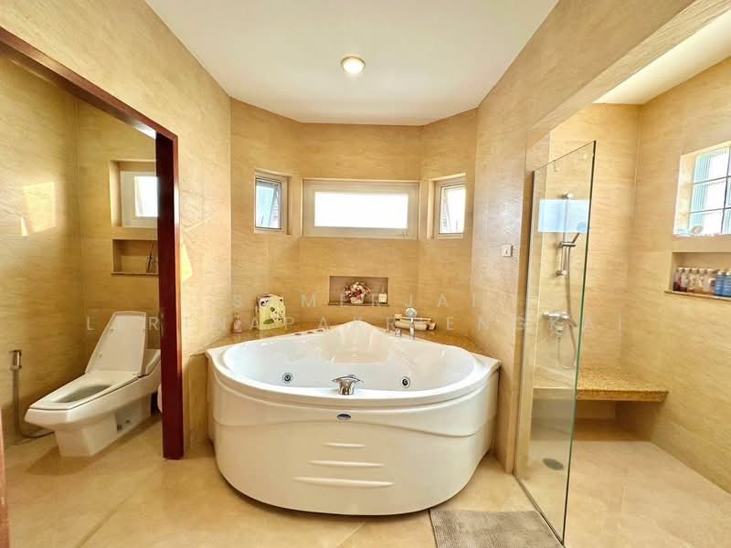 5-BR House, Bangkok, Si Khan, Don Mueang, Bangkok, 5 Bedrooms, 1,000 sqm, Single Detached House For Sale, by Samerjai Lertnapakriengkai, 500247638 - DDproperty.com