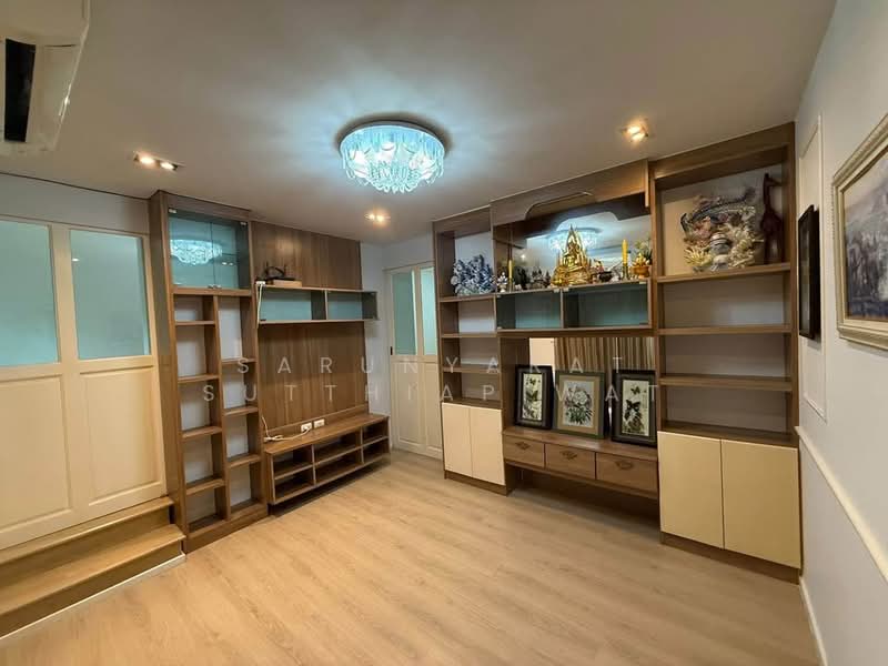 Baan Klang Muang Sukhumvit 77 : บ้านกลางเมือง สุขุมวิท 77, กรุงเทพ, ซอย อ่อนนุช 17, สวนหลวง, สวนหลวง, กรุงเทพ, 178 ตร.ม., ทาวน์เฮ้าส์ ให้เช่า, โดย Sarunyarat Sutthiapiwat, 500247692 - DDproperty.com