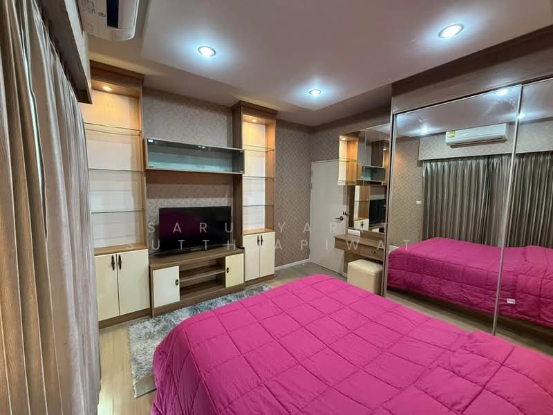 Baan Klang Muang Sukhumvit 77, Bangkok, Soi On Nut 17, Suan Luang, Suan Luang, Bangkok, 3 Bedrooms, 178 sqm, Townhouse For Rent, by Sarunyarat Sutthiapiwat, 500247692 - DDproperty.com