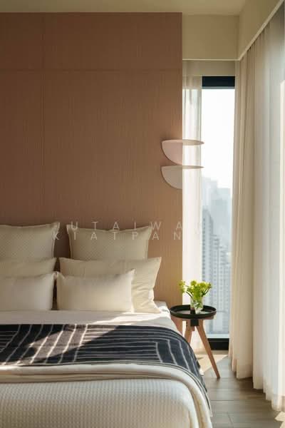 The Lofts Silom, Bangkok, Pramuan Road, Silom, Bang Rak, Bangkok, 2 Bedrooms, 122 sqm, Condo For Rent, by Utaiwan Kiatpanya, 500247703 - DDproperty.com