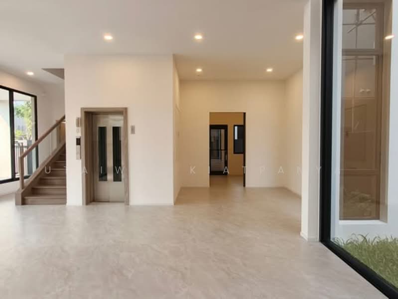 The Palm Residences Pattanakarn : เดอะ ปาล์ม เรสซิเดนซ์เซส พัฒนาการ, กรุงเทพ, 1 ซอยพัฒนาการ ซ.38, สวนหลวง, สวนหลวง, กรุงเทพ, 421 ตร.ม., บ้านเดี่ยว ขาย, โดย Utaiwan Kiatpanya, 500247734 - DDproperty.com